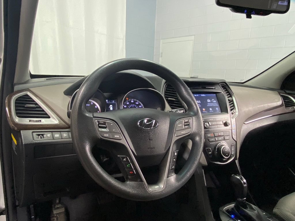 Used 2018 Hyundai Santa Fe Sport w/ 2.4L Value Package 02 AWD/4WD image 19