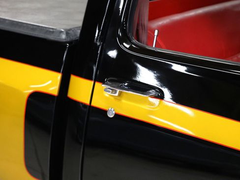 Used 1992 Dodge D/W Truck 150 image 26