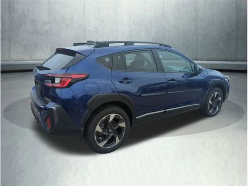Used 2025 Subaru Crosstrek 2.5i Limited AWD/4WD image 6