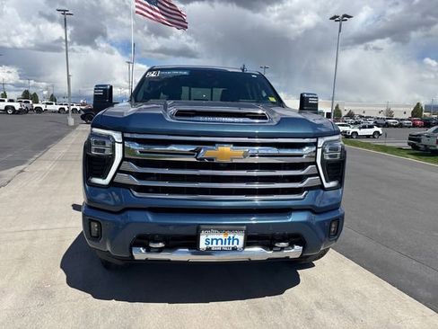 Certified 2024 Chevrolet Silverado 3500 High Country w/ Technology Package AWD/4WD image 9