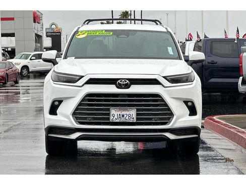 Certified 2024 Toyota Grand Highlander AWD Hybrid image 9