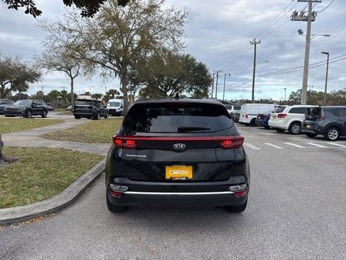 Used 2021 Kia Sportage LX image 6