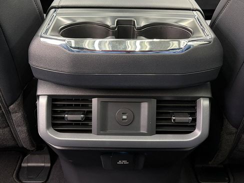 Used 2025 Ford F150 Lariat image 37