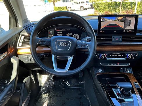 Used 2021 Audi Q5 e Prestige w/ Prestige Package image 7