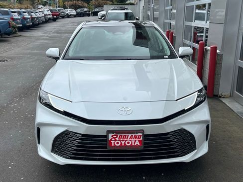 New 2026 Toyota Camry XLE AWD/4WD image 5