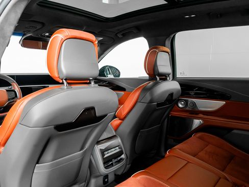 Used 2024 Lincoln Nautilus Black Label w/ Jet Appearance Package (87T) image 34