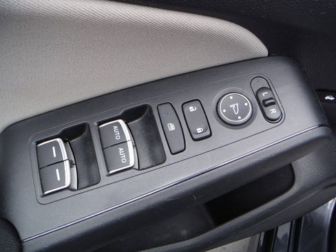 Used 2023 Honda Civic LX image 10