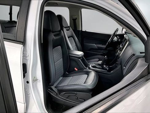 Used 2018 Chevrolet Colorado Z71 AWD/4WD image 26