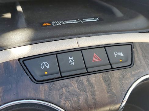 Used 2020 GMC Acadia Denali w/ Denali Ultimate Package image 35