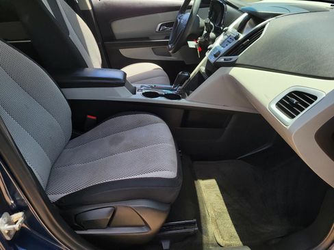 Used 2017 GMC Terrain SLE FWD image 9