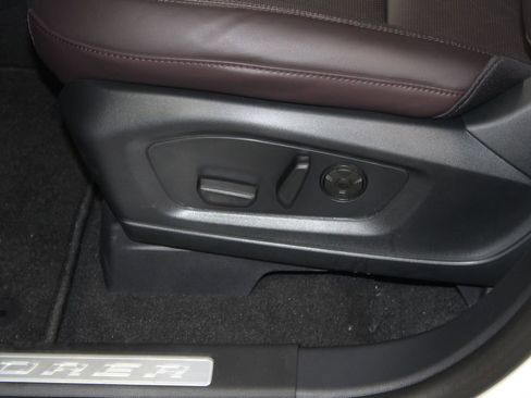 New 2026 Ford Explorer Platinum image 20