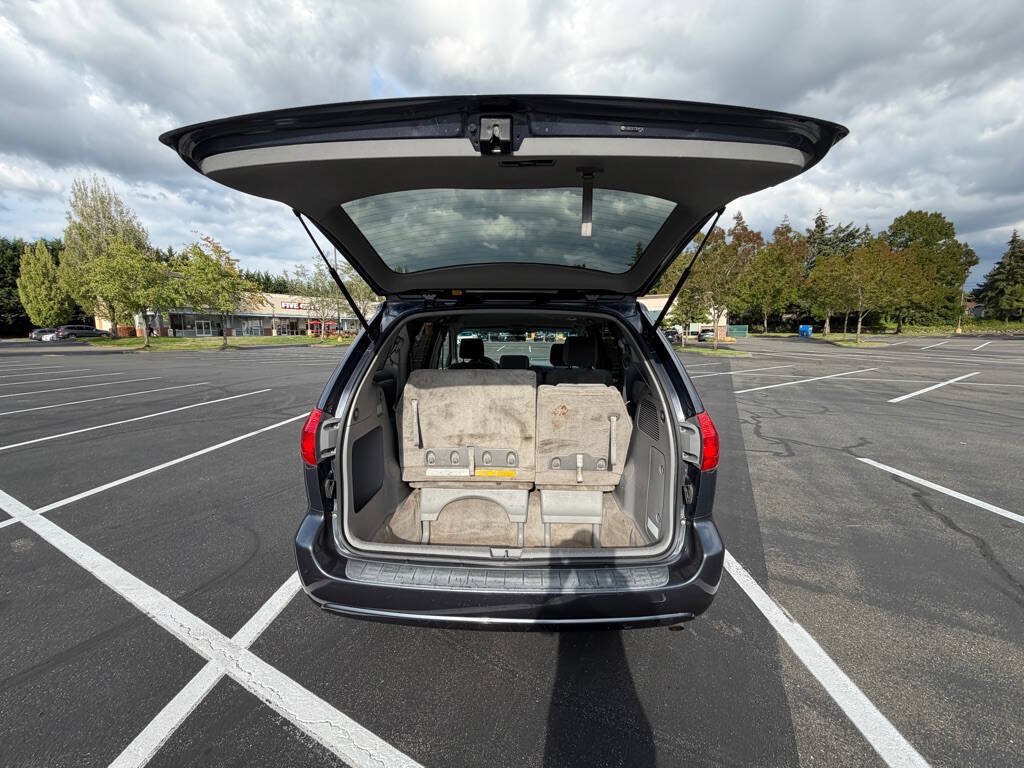 Used 2007 Toyota Sienna CE FWD image 16