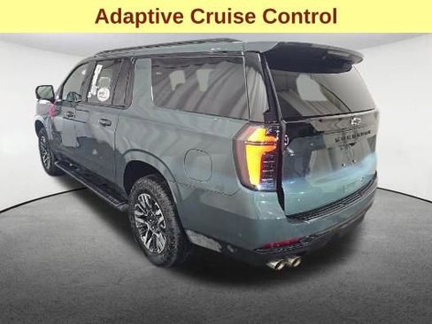 Used 2026 Chevrolet Suburban Z71 w/ Comfort Package AWD/4WD image 8