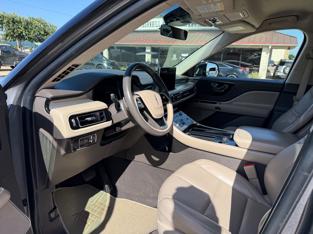 Used 2022 Lincoln Aviator 2WD image 12