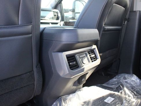 New 2026 Ford F250 Lariat w/ Tremor Off-Road Package AWD/4WD image 23