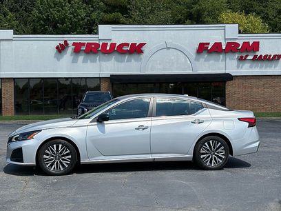 Used 2025 Nissan Altima 2.5 SV