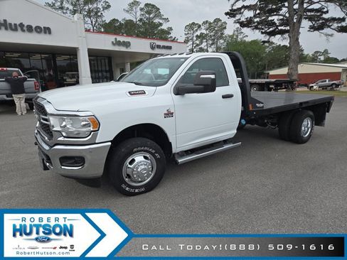 Used 2023 RAM 3500 Tradesman AWD/4WD image 2