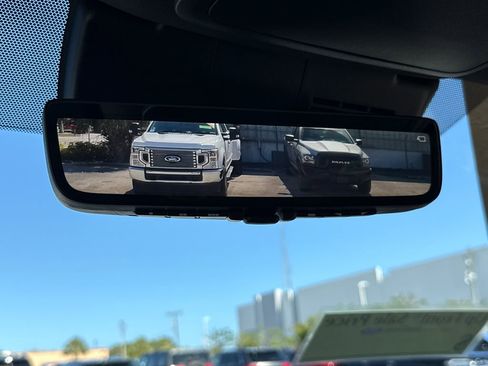 Used 2024 Toyota Tacoma Limited w/ Limited Package (LT) image 26