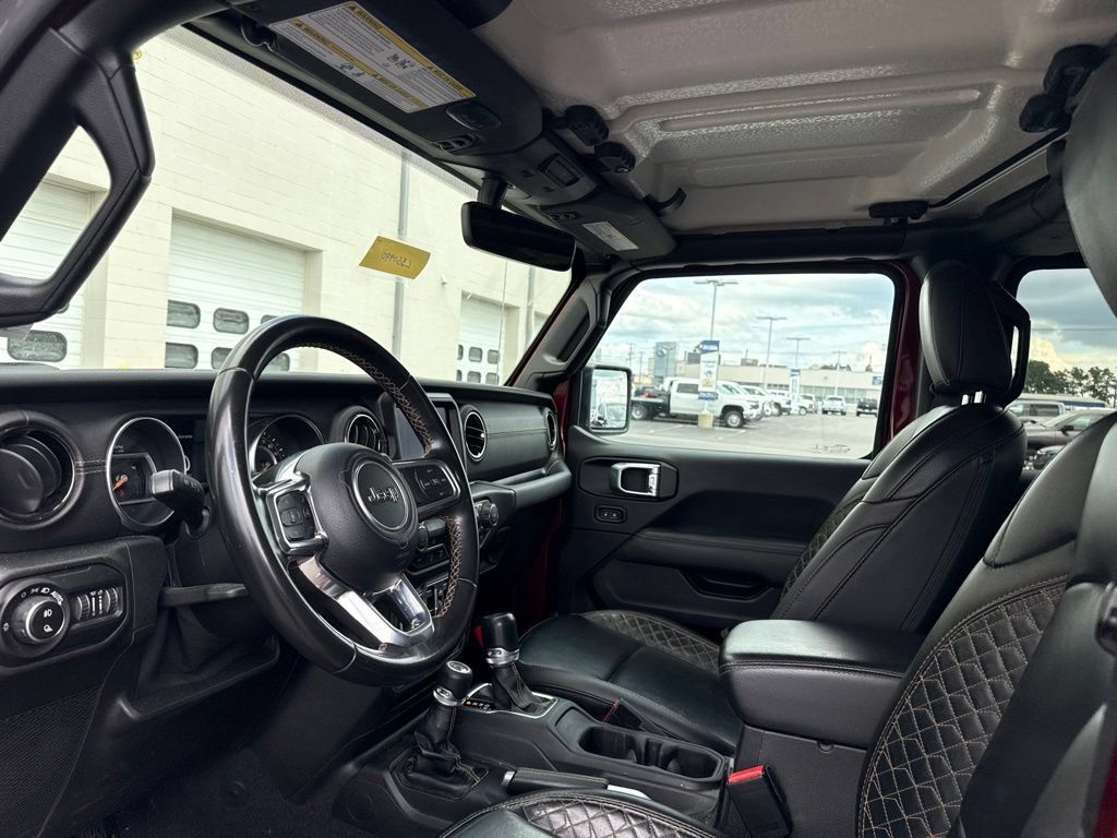 Used 2021 Jeep Gladiator Overland AWD/4WD image 9