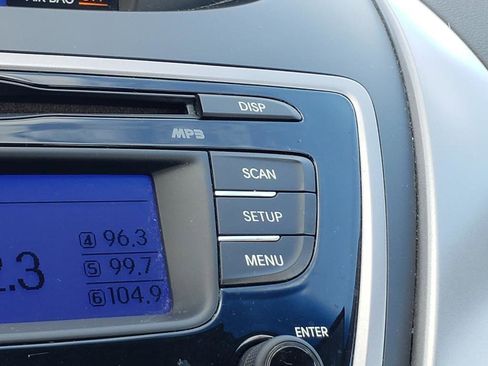 Used 2013 Hyundai Elantra GLS image 33