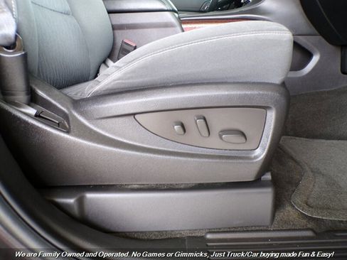 Used 2015 GMC Yukon XL SLE w/ Convenience Package image 31