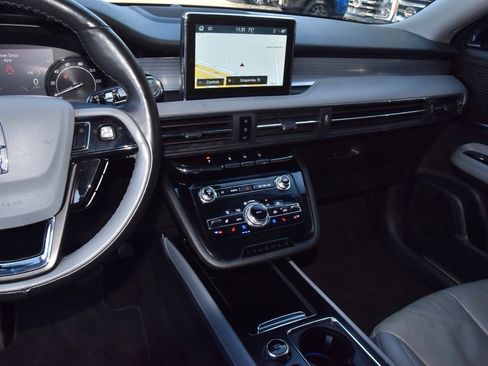 Certified 2022 Lincoln Corsair AWD w/ Premium Package image 26