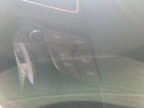 Used 2021 Ford EcoSport S image 21