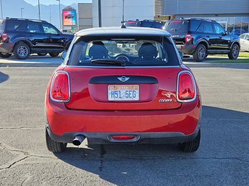 Used 2017 MINI Cooper 2-Door Hardtop FWD image 17