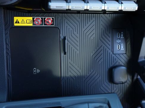 New 2025 Toyota Tacoma SR5 image 9