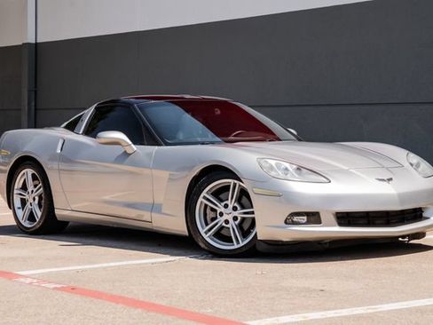 Used 2008 Chevrolet Corvette Coupe w/ Preferred Equipment Group RWD image 42