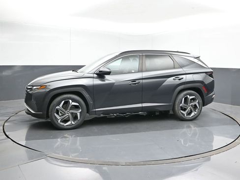Used 2023 Hyundai Tucson SEL w/ Convenience Package image 2