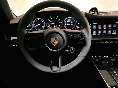 Used 2024 Porsche 911 Carrera S image 16