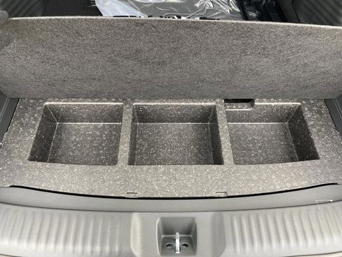 New 2026 Honda HR-V EX-L image 15