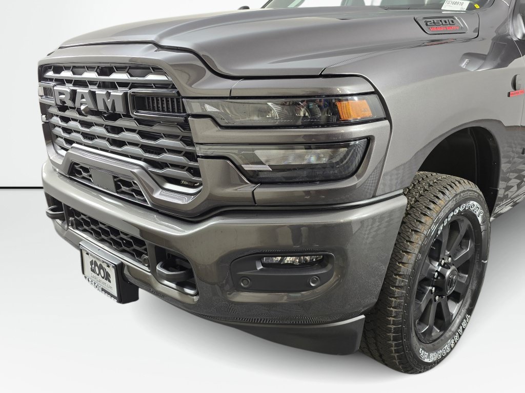 New 2026 RAM 2500 Big Horn AWD/4WD image 13