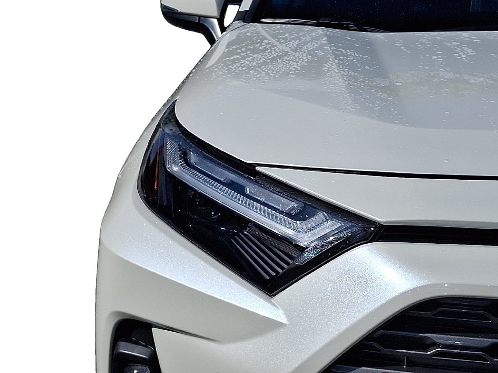Used 2022 Toyota RAV4 Limited AWD/4WD image 10