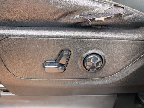 Used 2020 RAM 1500 Big Horn image 9