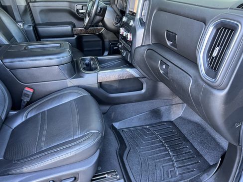 Used 2019 GMC Sierra 1500 Denali w/ Denali Ultimate Package AWD/4WD image 23