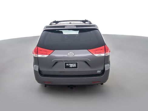 Used 2014 Toyota Sienna XLE AWD/4WD image 6