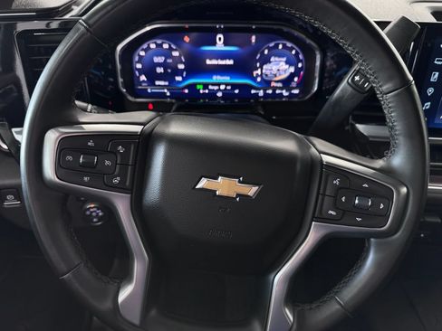 Certified 2024 Chevrolet Silverado 2500 LT AWD/4WD image 15