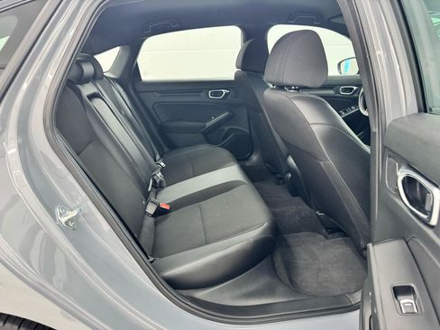 Used 2025 Honda Civic Sport image 17