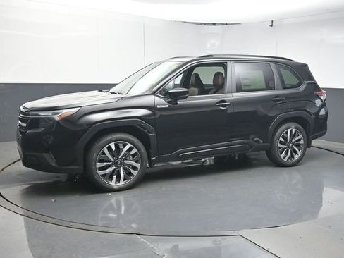 New 2026 Subaru Forester Touring AWD/4WD image 4