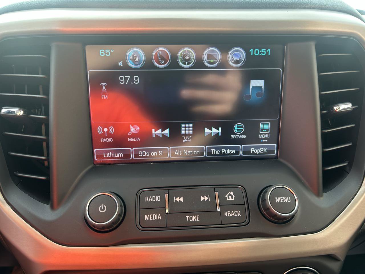 Used 2017 GMC Acadia Denali AWD/4WD image 24