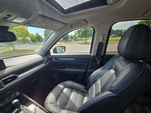 Used 2025 MAZDA CX-5 AWD 2.5 S w/ Preferred Package image 18