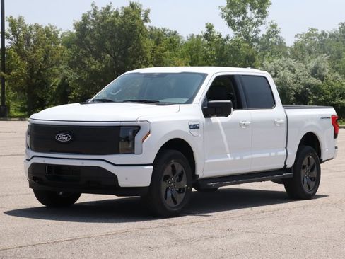 New 2025 Ford F150 Lightning Flash image 3