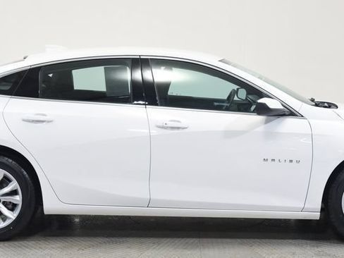 Used 2023 Chevrolet Malibu LT FWD image 13