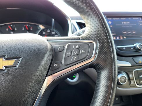 Used 2024 Chevrolet Equinox LS w/ LS Convenience Package image 23