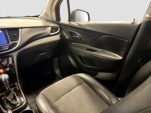 Used 2019 Buick Encore Preferred image 24