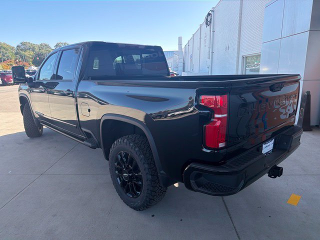 New 2026 Chevrolet Silverado 2500 High Country w/ Midnight Edition AWD/4WD image 7