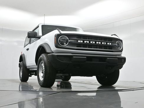 New 2025 Ford Bronco 2-Door image 33