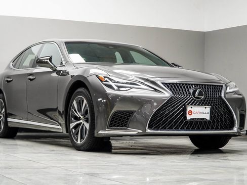 Used 2022 Lexus LS 500 AWD image 4